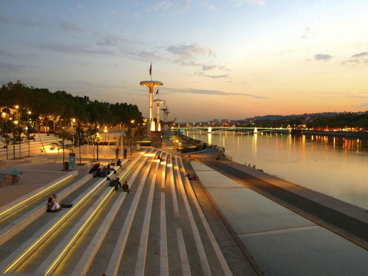 Appartement Lyon Gerland - Enjoy In ليون المظهر الخارجي الصورة